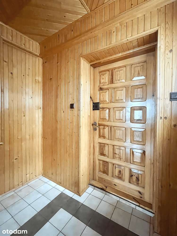 Dom z dużą działką przy trasie na Warszawę-17