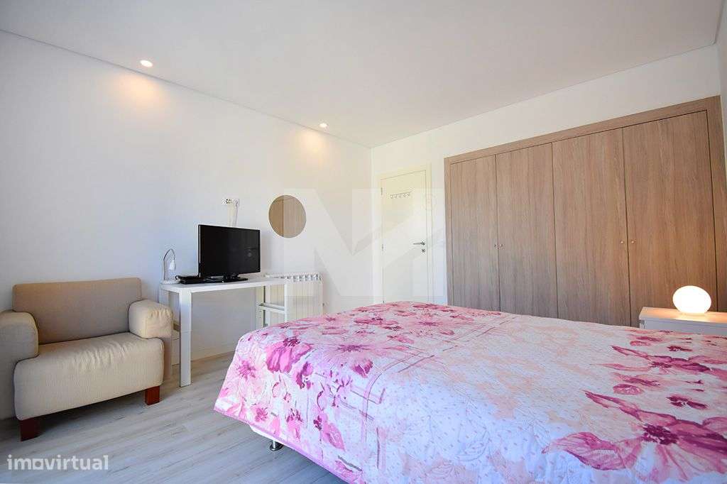 Apartamento T3 | 1ª Linha de Mar | Árvore-28