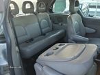 Chrysler Voyager 2.5 CRD LX - 19