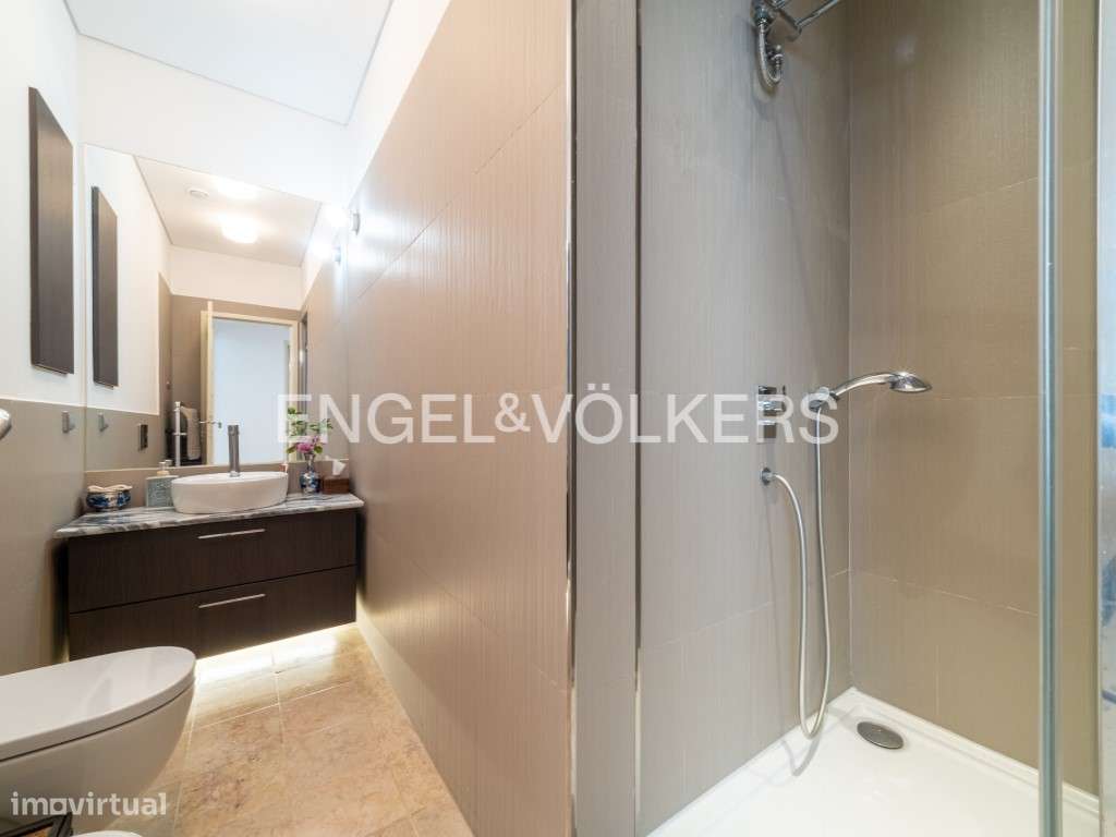 Apartamento T3+1 com Terraço Ajardinado na Avenida da Liberdade-24
