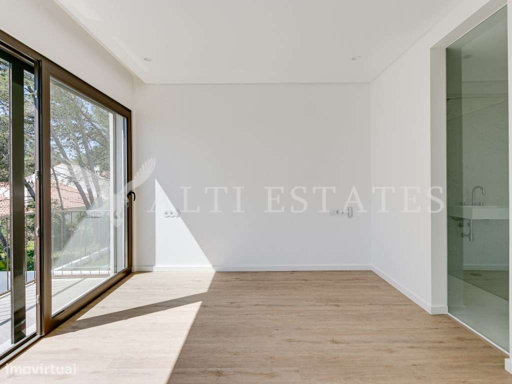 Moradia moderna T3+1 recém-construída em Murches-25