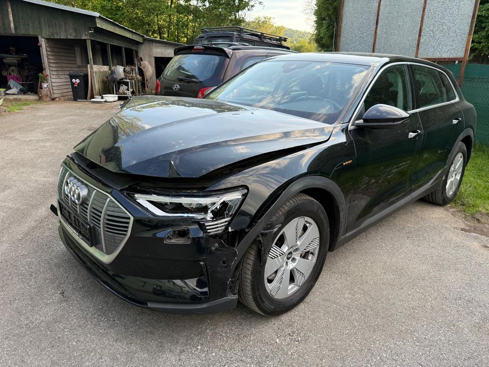 Audi E-Tron 2021