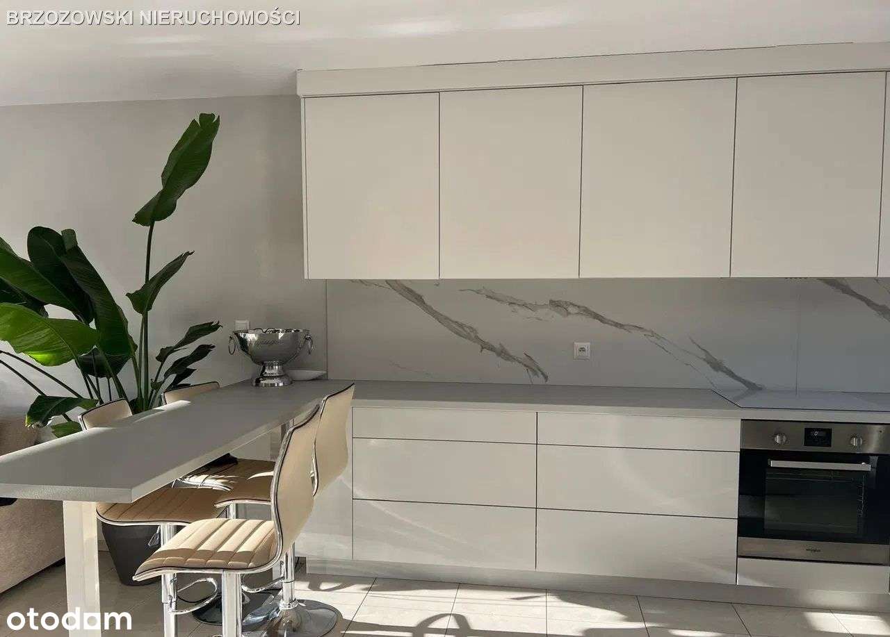 Nowa Iwiczna, 177 m2,5 pok, działka 274 m2, 2000 r-5