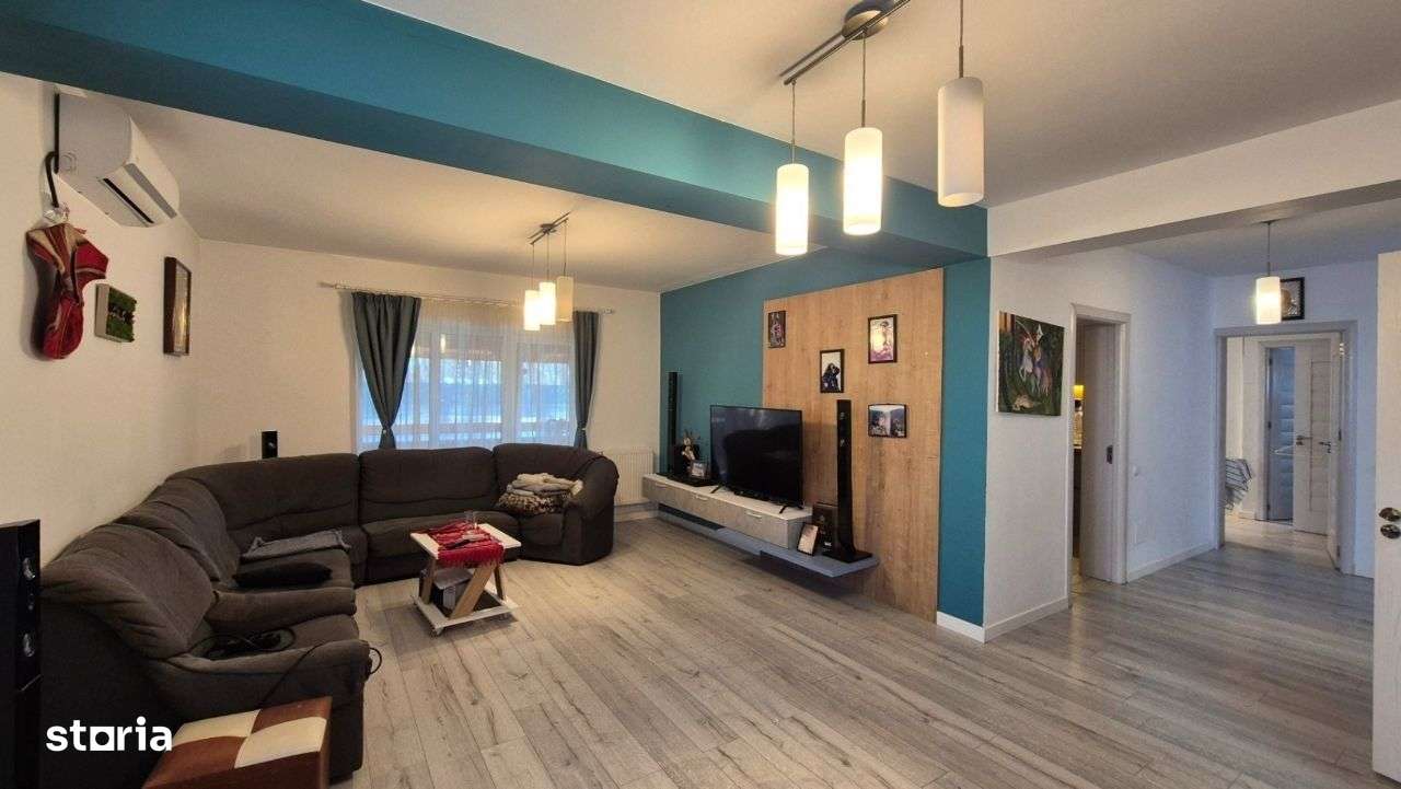 Casa central in Magurele - 4 Camere, 4 Bai pe Parter - Imagine principală: 2/20