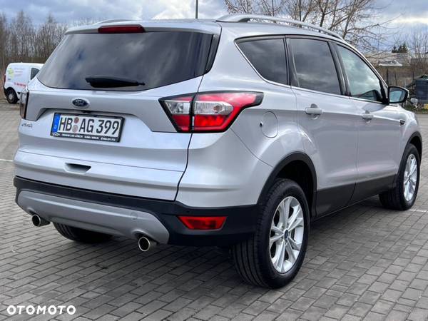 Ford Kuga 2.0 TDCi FWD Titanium - 6