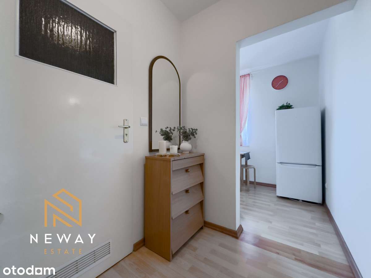 Pokój z kuchnią i komórką lok. tuż przy tramwaju!-9