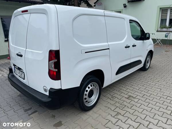 Opel COMBO - 11