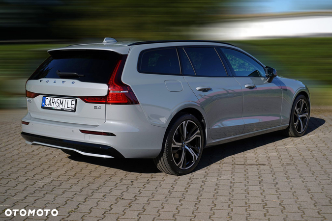 Volvo V60 B4 B Plus Dark - 5