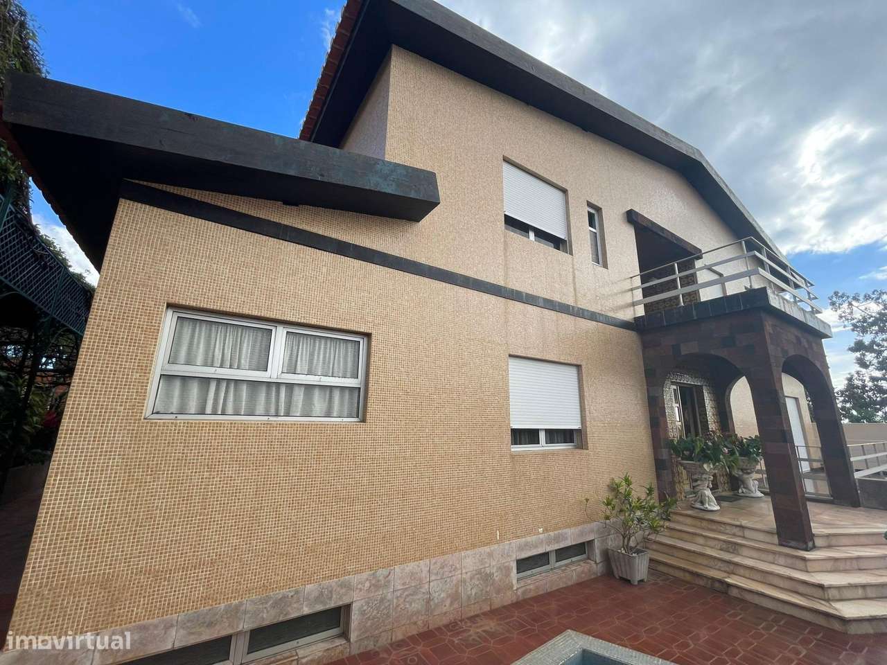 Moradia T3 com piscina, terraço panorâmico 360º no Funchal - Grande imagem: 5/48