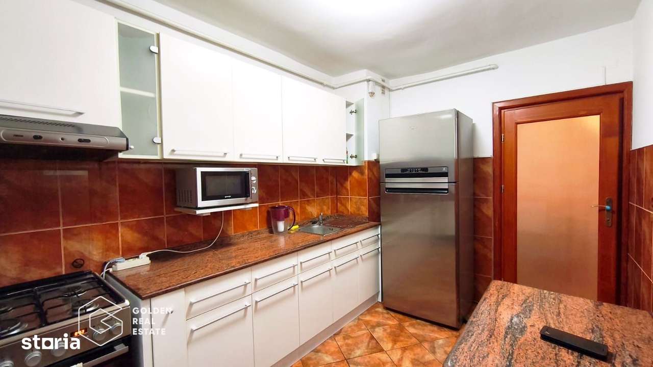 Apartament spatios cu 2 balcoane, centrala proprie, zona Micalaca - Imagine principală: 4/10