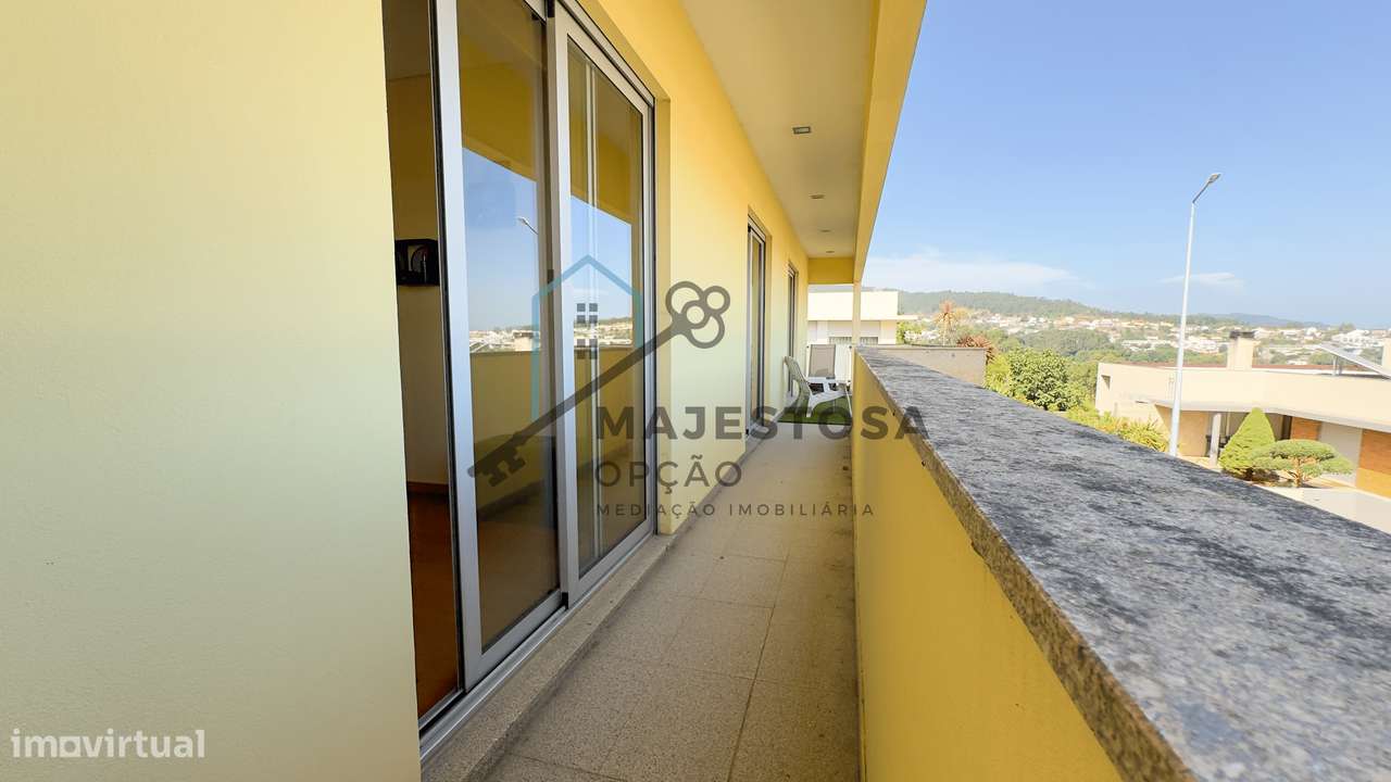 Moradia Isolada com Jardim —Abelheira, Viana do Castelo-24