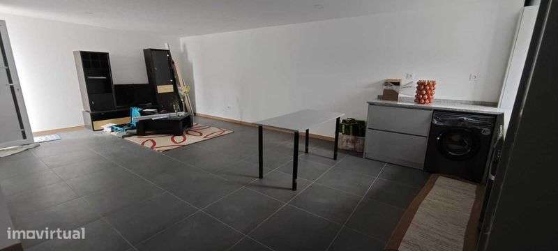 Andar Moradia T3 Totalmente Renovado- Póvoa de Lanhoso - Grande imagem: 4/11
