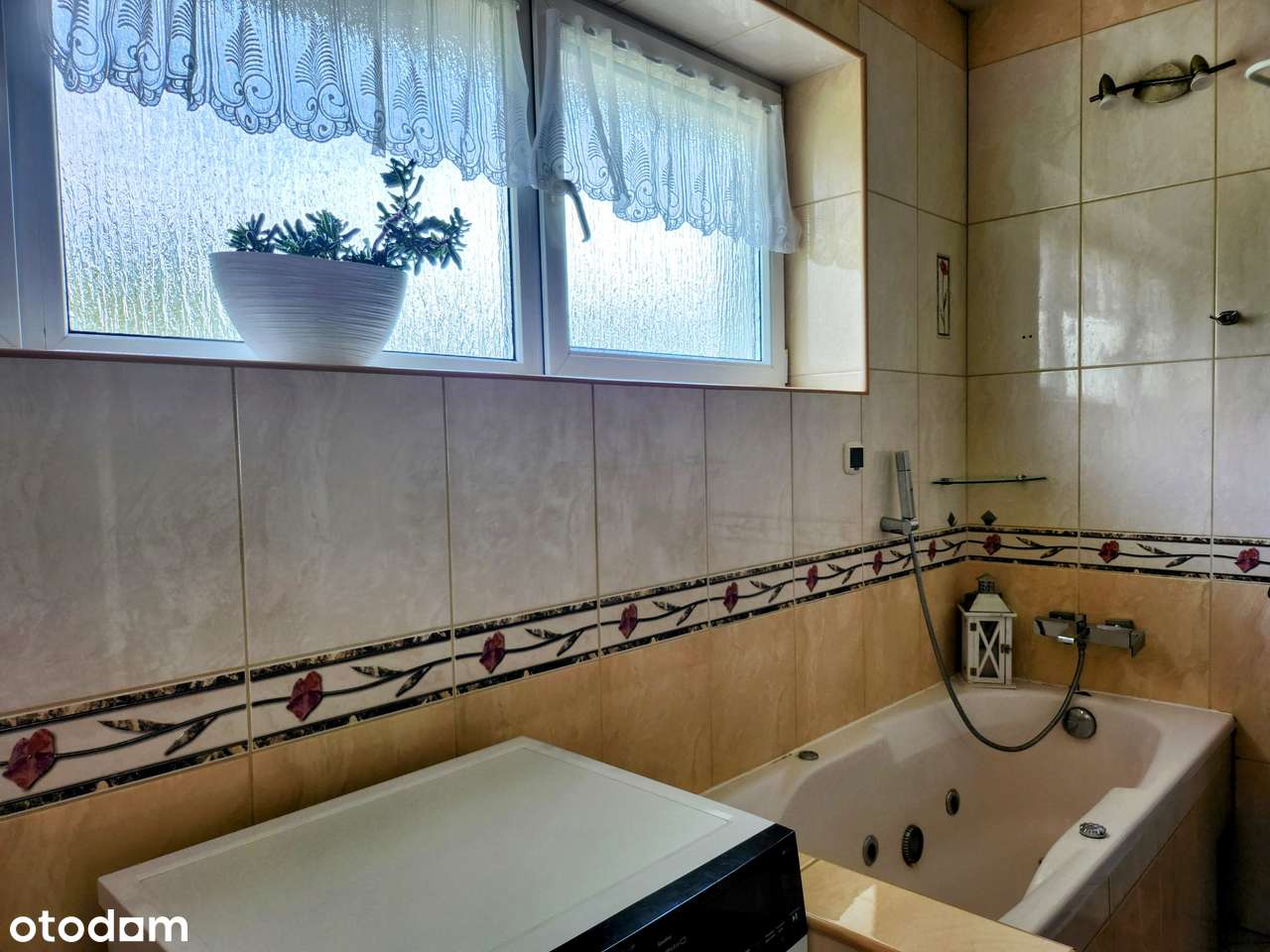 Przestronny dom z ogrodem  – idealny dla rodziny lub inwestora-13