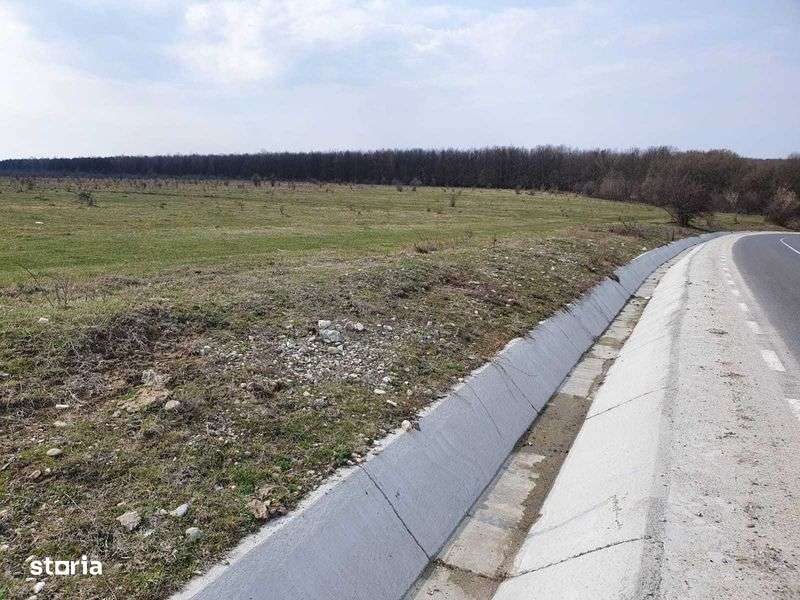 Vand teren intravilan - Imagine principală: 5/6