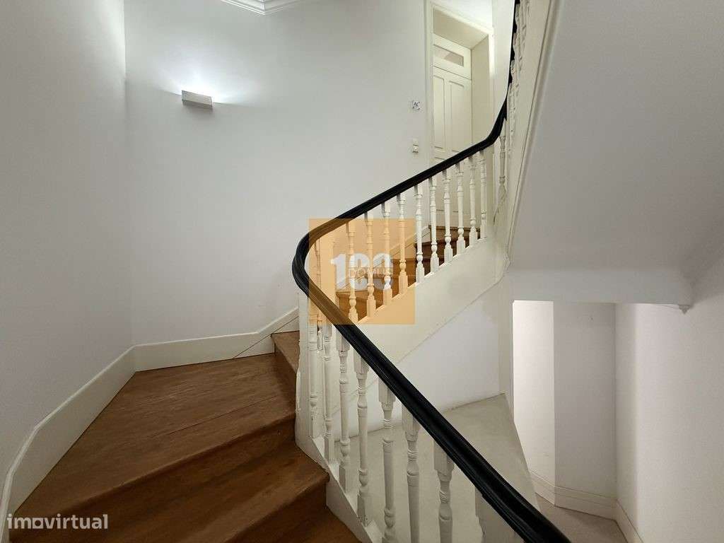 T0+1 junto à Praça Carlos Alberto - Grande imagem: 3/25