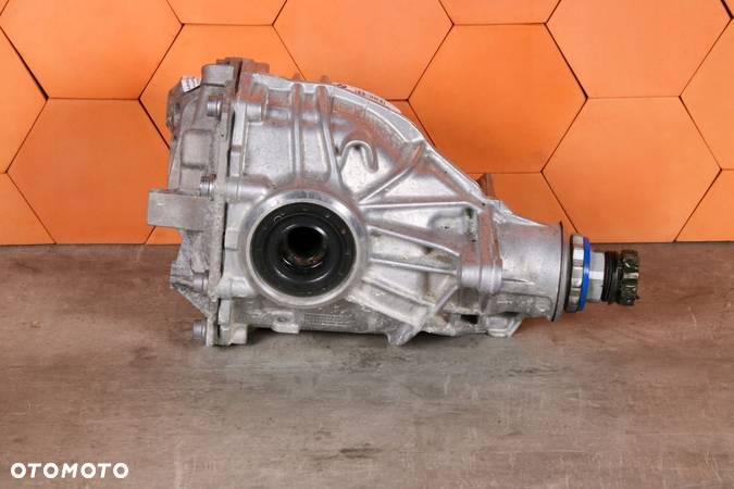 BMW G20 G21 320e 330e 330eX TYLNY MOST DYFER 3.23 8647921 16204 km - 4