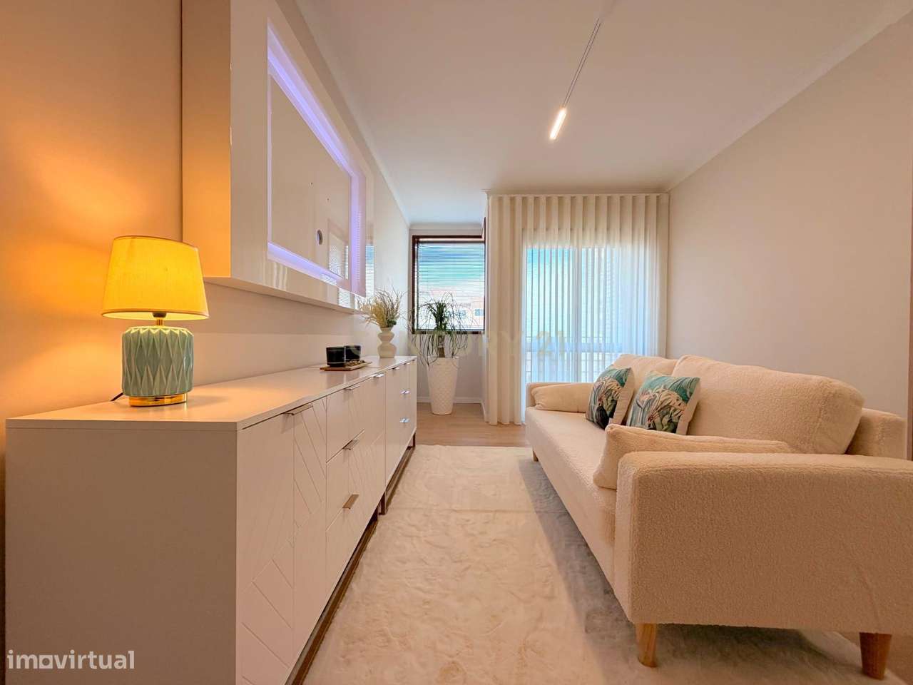 Apartamento T1 remodelado na Avenida Vasco da Gama, Póvoa de Varzim. - Grande imagem: 5/21