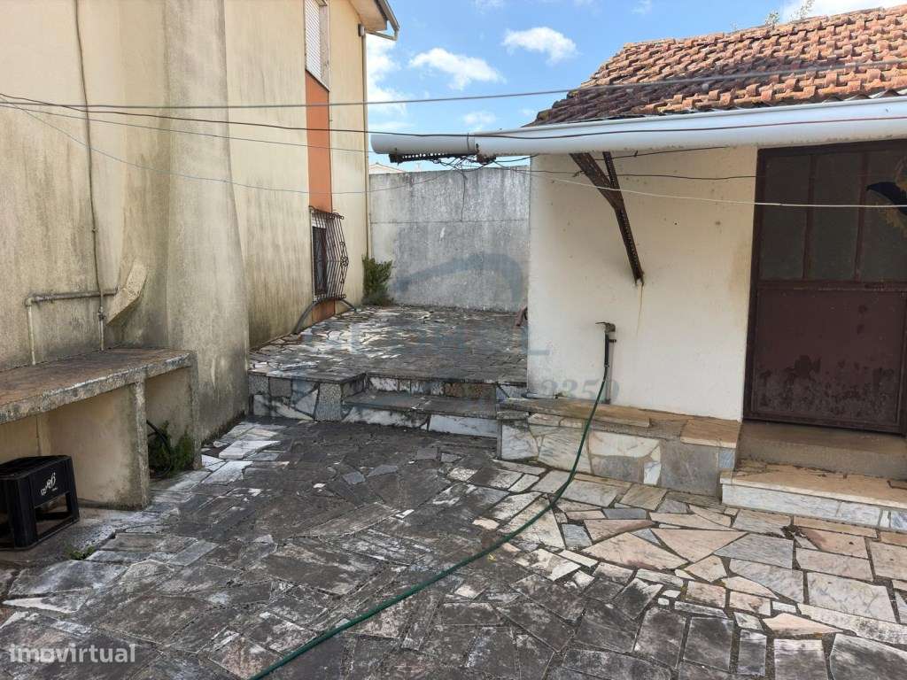 MORADIA EM SERRA DE SANTO ANTÓNIO - ALCANENA-4