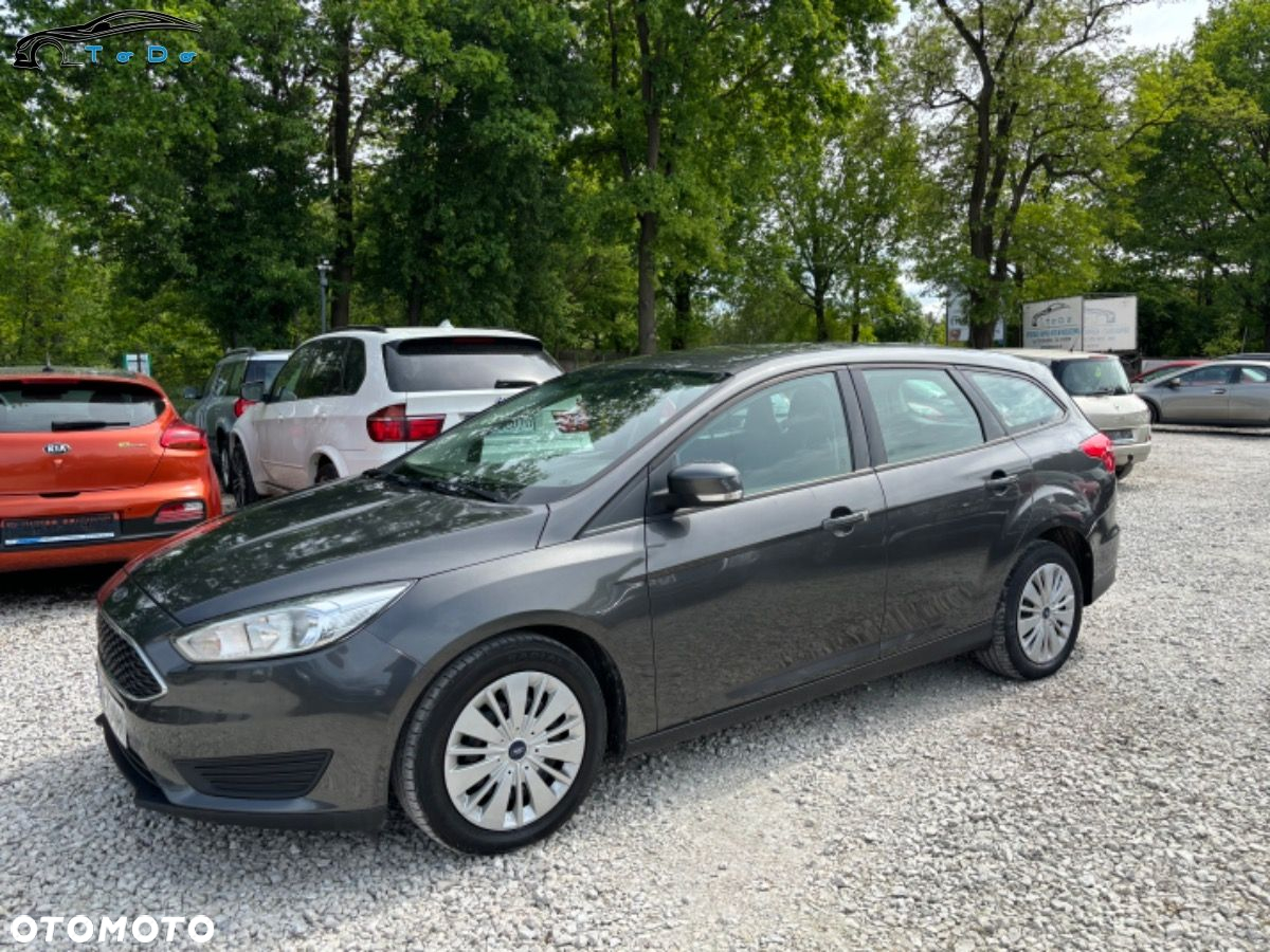Ford Focus 1.5 TDCi SYNC Edition ASS - 2