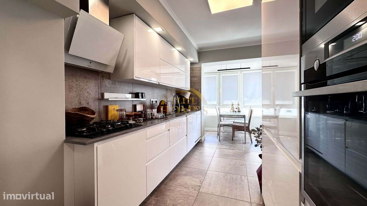 Duplex T4 com Terraço no Bairro do Rosário, Cascais.-7