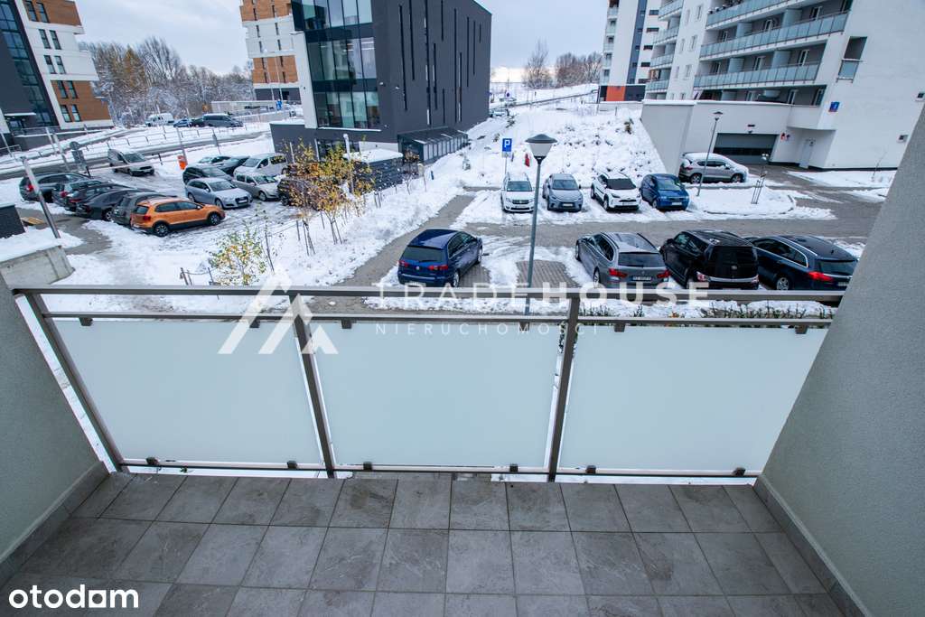 3 pokoje, komórka lokatorska, garaż-9