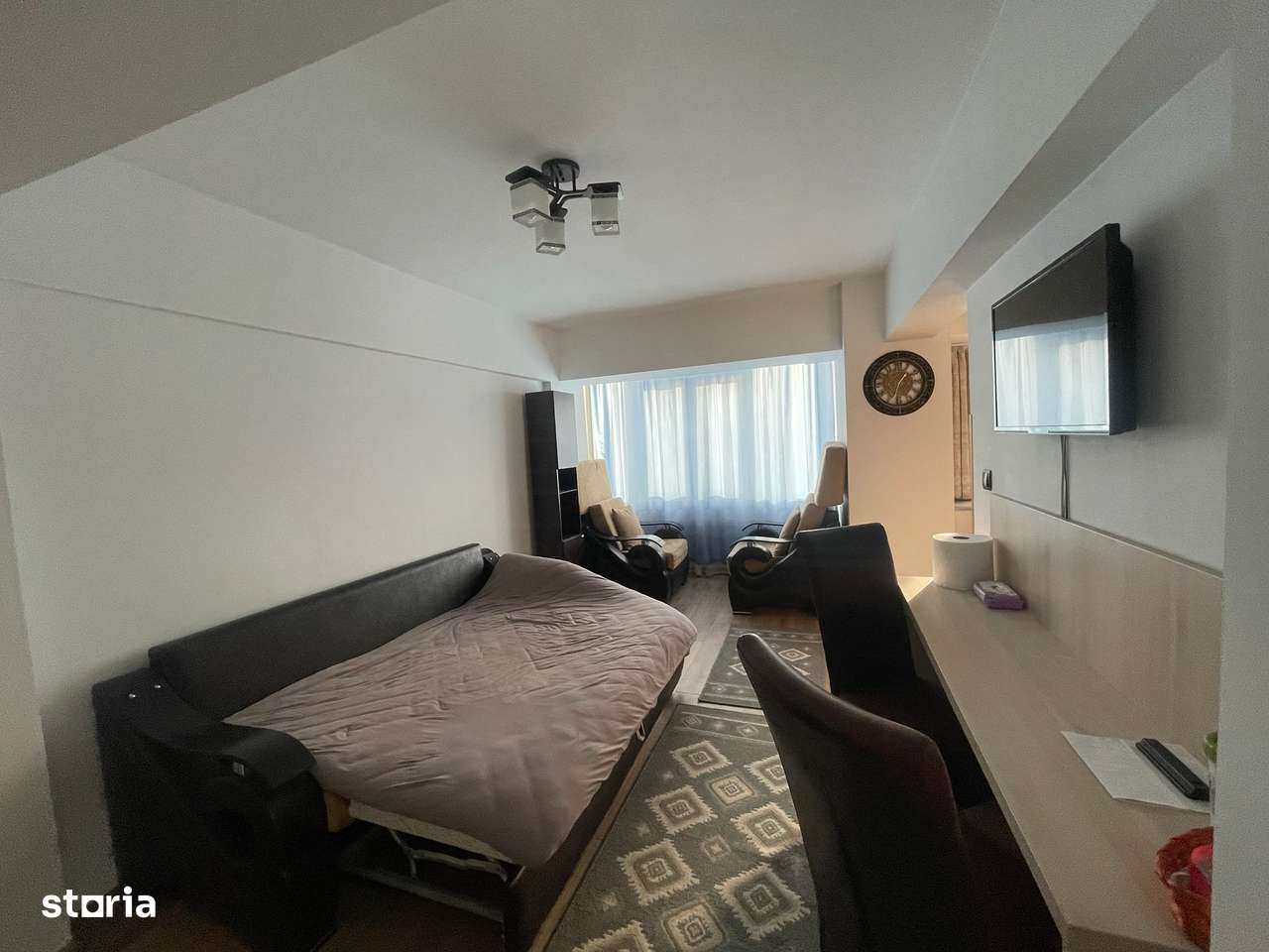 GARSONIERA CENTRALA | MOBILATA | VEDERE SPRE ORAS | RADAUTI - Imagine principală: 1/10