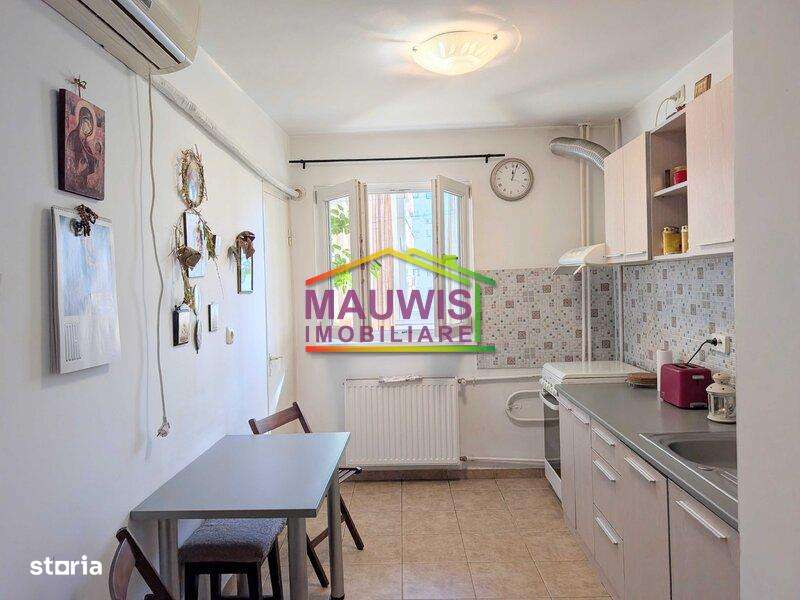 Mosilor / Eminescu / bl 1982 / decomandat / et 5 /-5