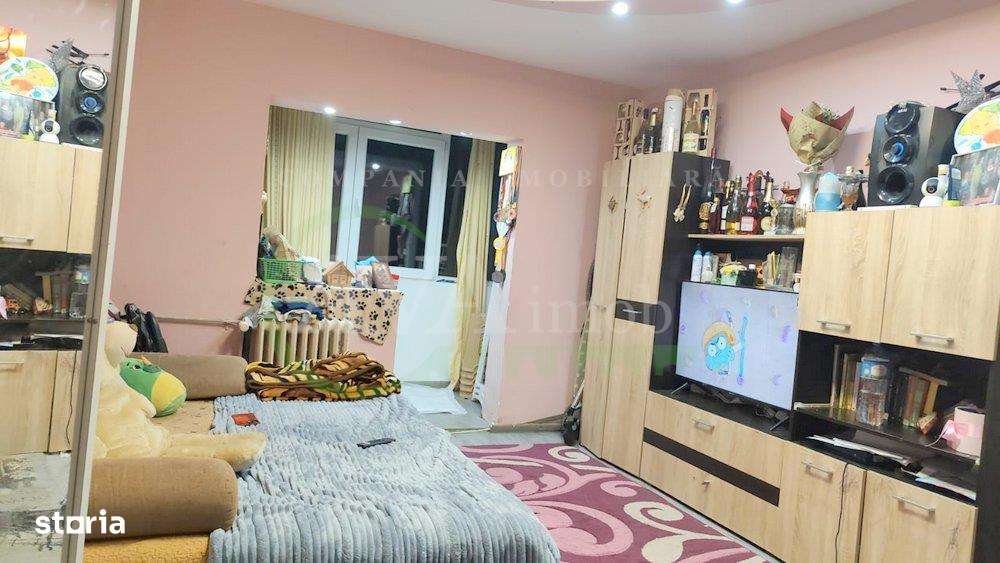 Apartament 2 camere, etaj 2, mobilat, zona Ura - Imagine principală: 2/20