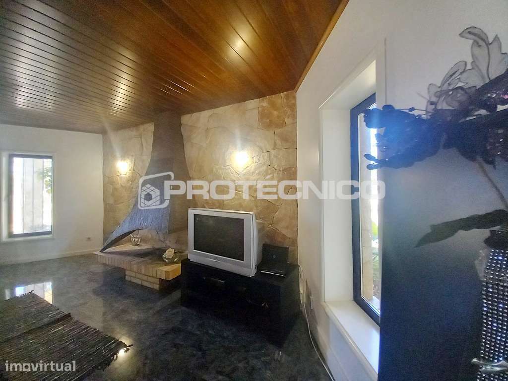 Moradia T4+1 de Luxo – Oliveirinha - Grande imagem: 3/33