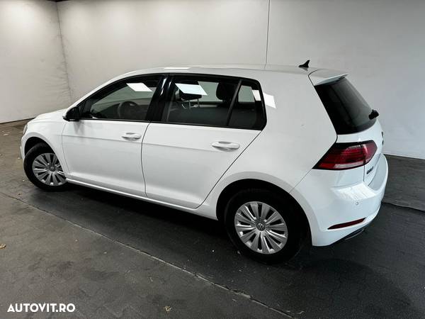 Volkswagen Golf 1.6 TDI Trendline - 20