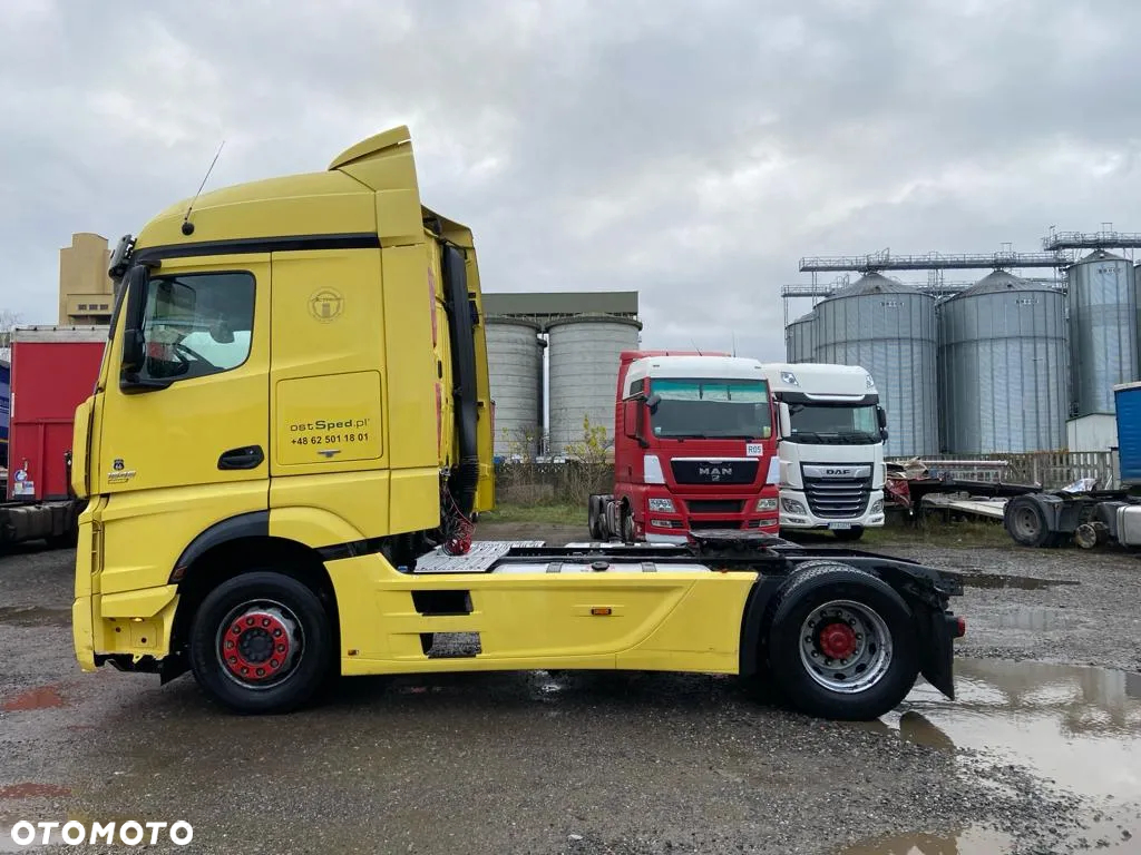 Mercedes-Benz ACTROS - 7