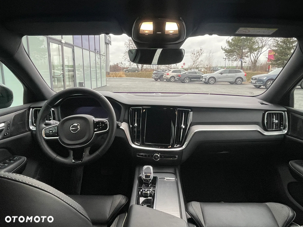 Volvo V60 B4 D Plus Dark - 9