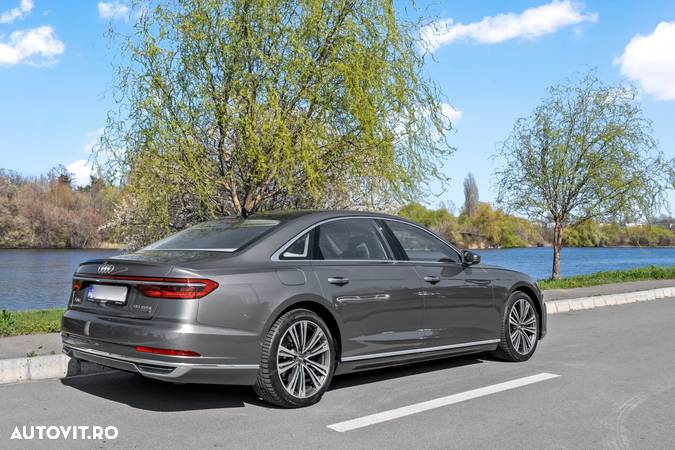 Audi A8 3.0 55 TFSI quattro Tiptronic - 3