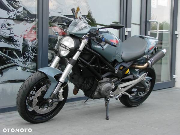 Ducati Monster - 1