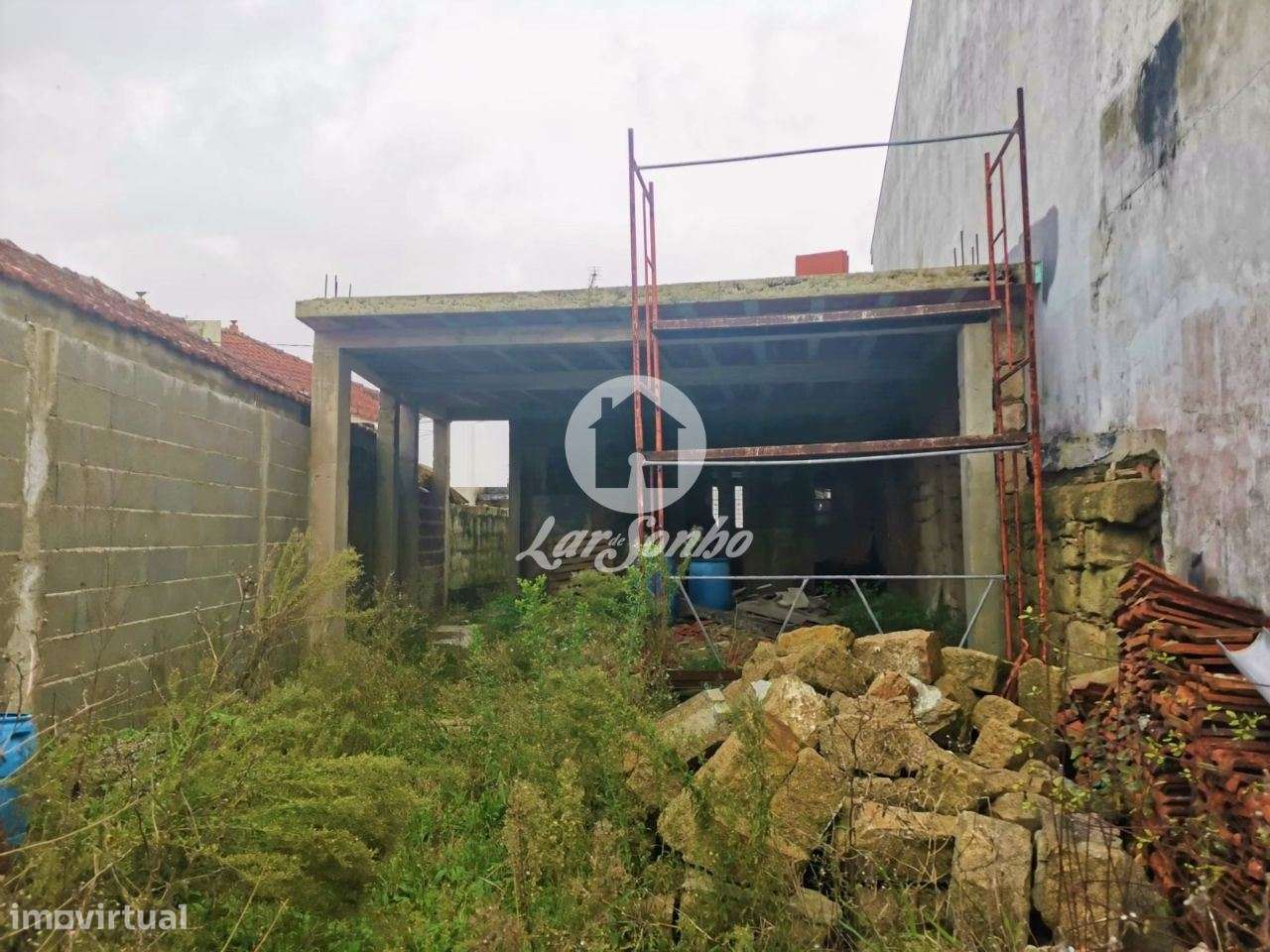 Moradia r/c M3 para recuperar a 600m da praia de Labruge - Grande imagem: 4/13