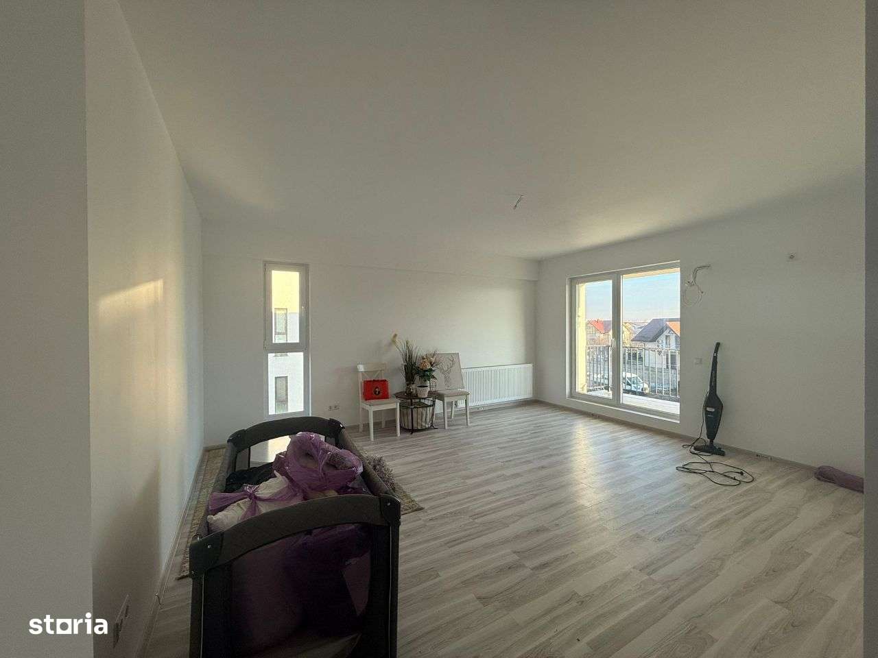 Apartament 2 camere, foarte spatios, decomandat , Bragadiru - Imagine principală: 2/12