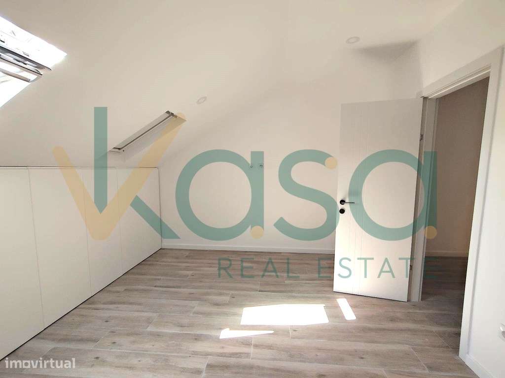 T1 com obras a decorrer - Ideal para habitação ou investimento-5