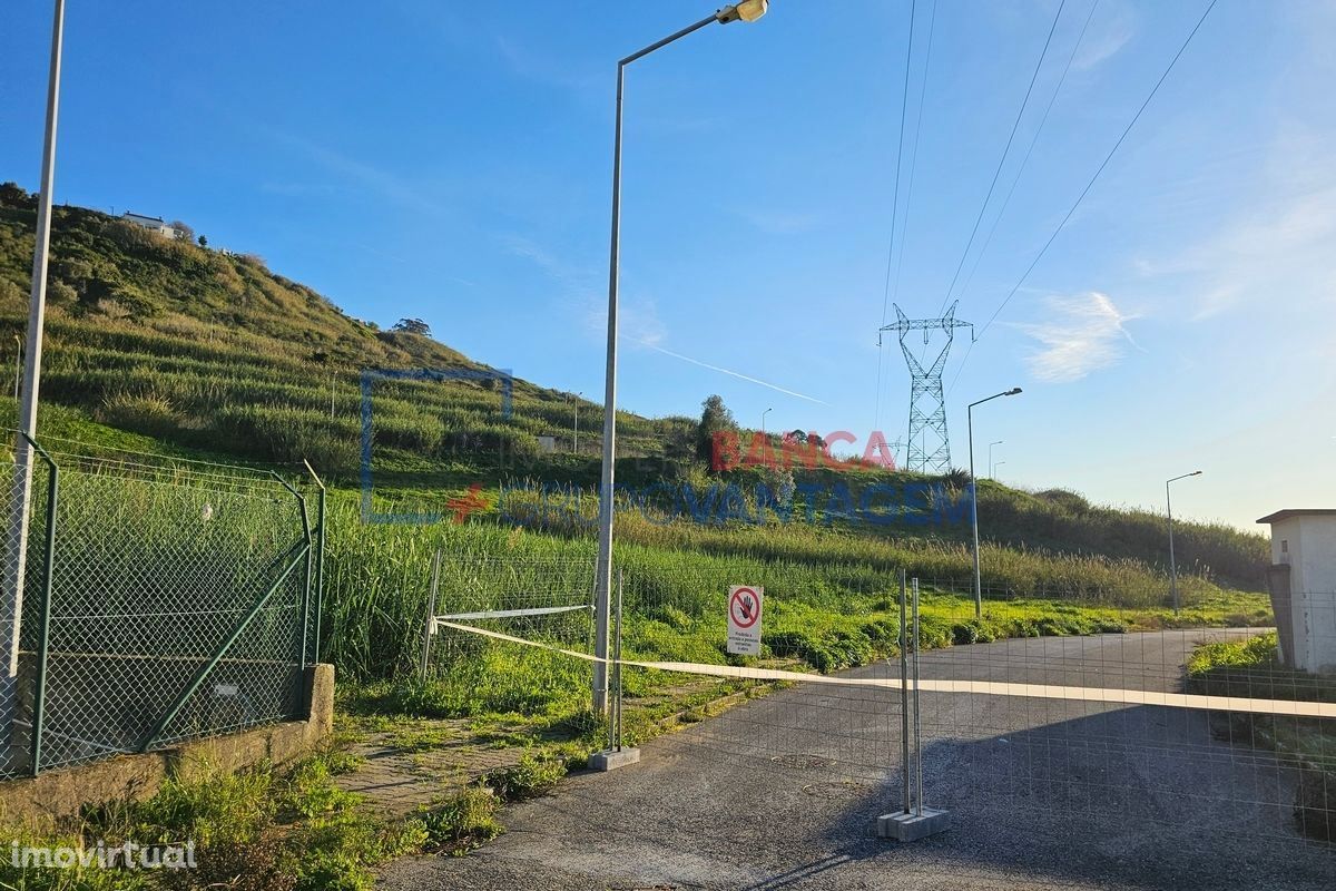 Lote de Terreno para Construção: industrial, comércio ou serviços.