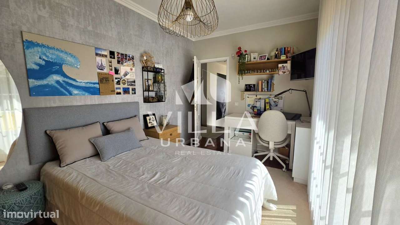 Moradia Isolada T4 com Cave, Sub-cave e Jardim | Charneca da Caparica-25