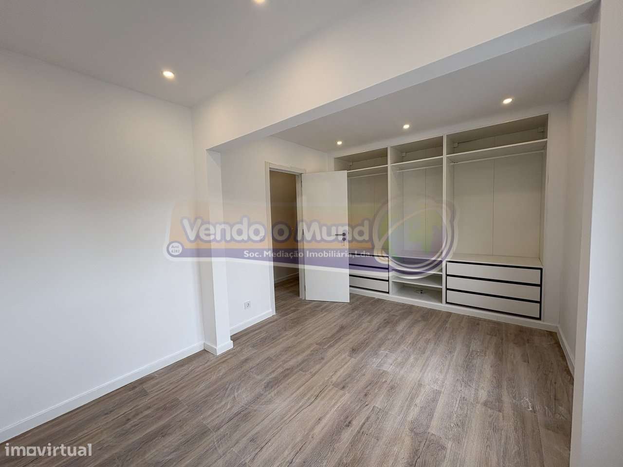 Apartamento T2 na Amadora (LXAMD033)-8