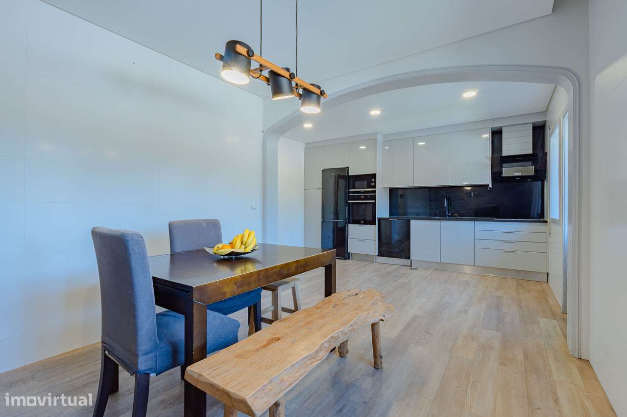 T3 Geminada com jardim, terraço e garagem em Canelas-26