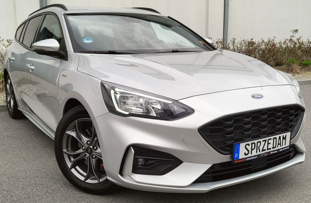 Ford Focus Mk4 1.5 EcoBoost Start-Stopp-System ST-LINE X 2021