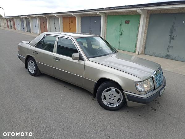 Mercedes-Benz W124 (1984-1993) - 7