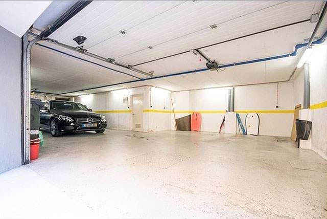 Moradia T6 com garagem, Madragoa, Estrela-32