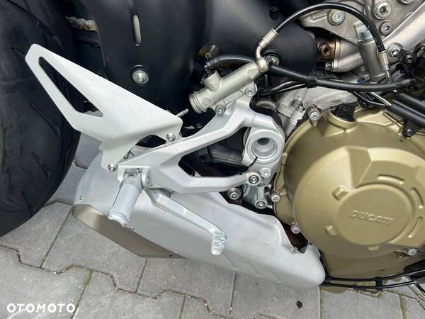 Ducati Streetfighter V4 - 28
