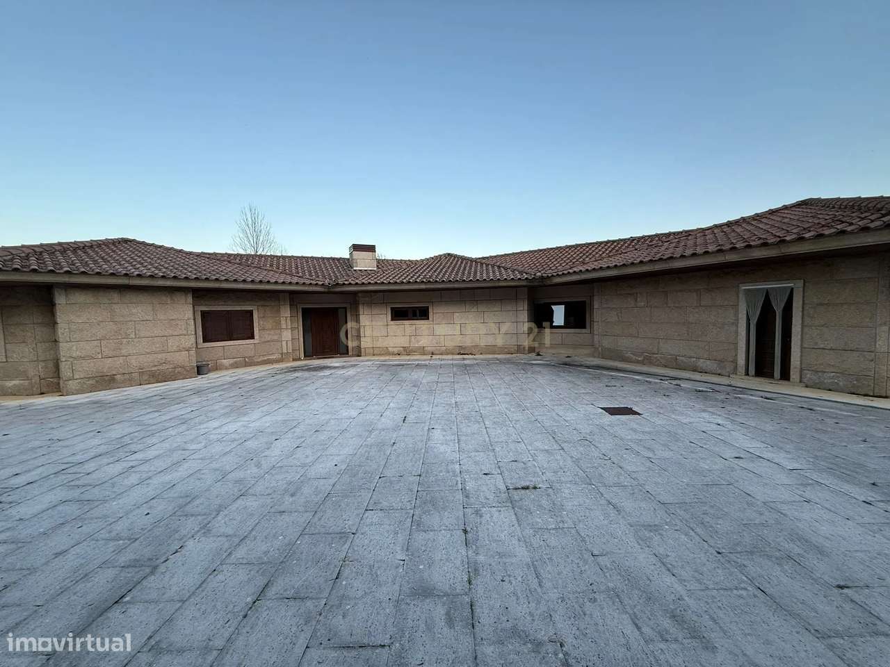 Suberba Moradia em São Pedro de Sarracenos - 5 min do CENTRO de Bragan-13