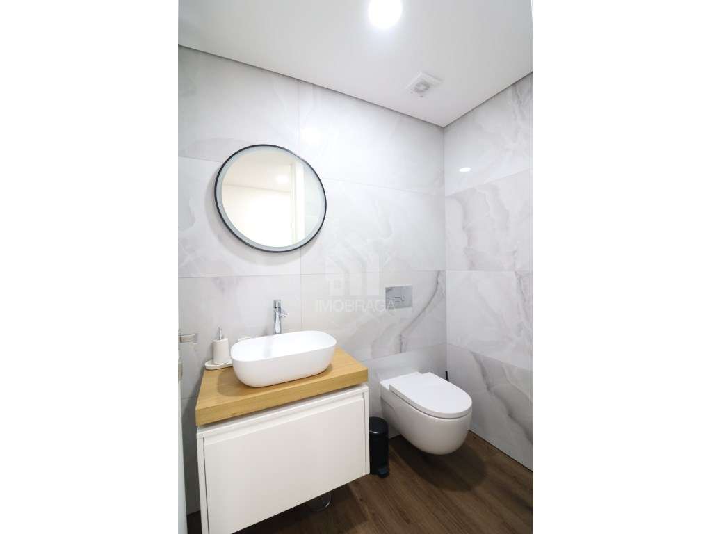 Venda Moradia Geminada T3, em Esporões, Braga-32