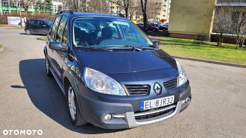 Renault Scenic 1.9 dCi FAP Conquest - 26