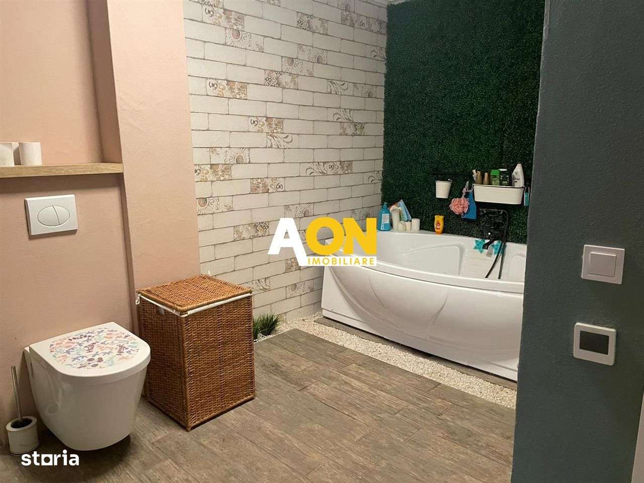 Casa de Vanzare, Moderna, Panorama Excelenta, 340 MP Utili - Imagine principală: 5/15