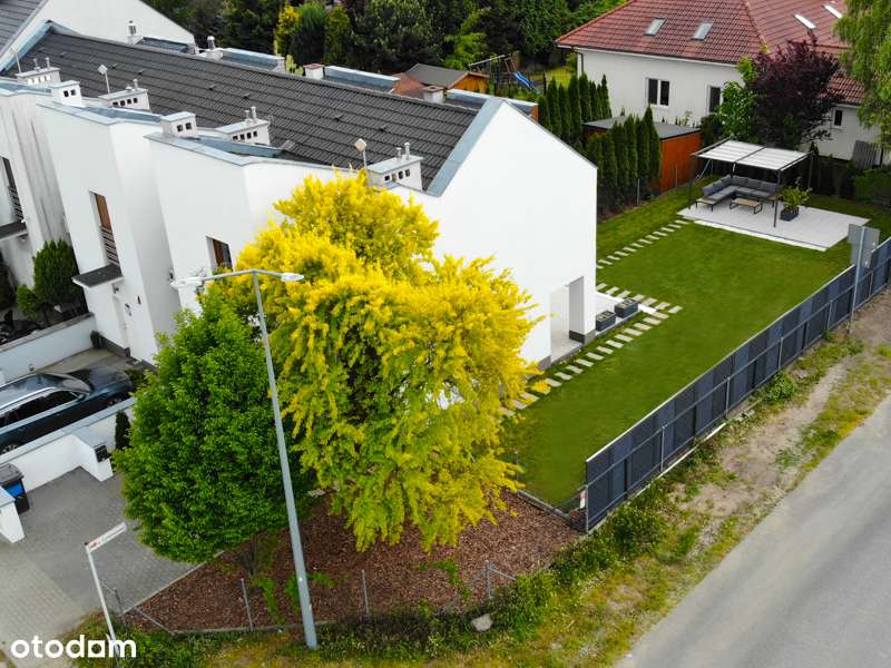 Do objęcia od zaraz. Odnowiony - nie używany. Możliwa zamiana-11